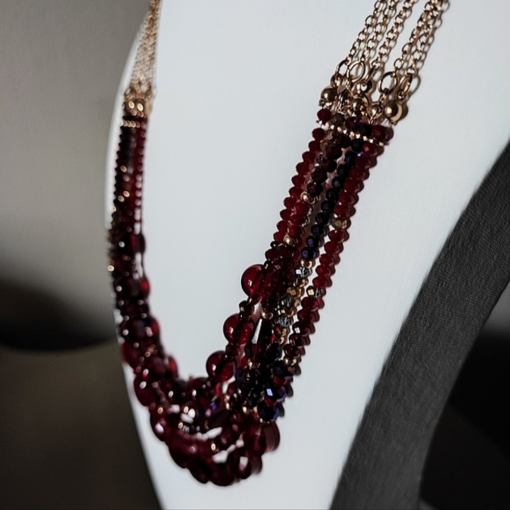 NRQ Ruby Red Faceted Glass Crystal and Purple Beaded Gold Tone Necklace Signed - Picture 6 of 16